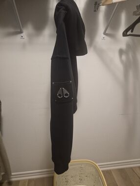 Moose Knuckles Hartsfield Hoodie Size Medium Cropped